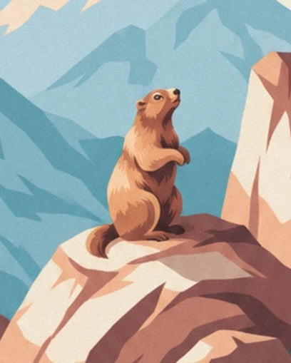 La marmotte dressée sur un rocher, les pattes repliées devant les montagnes bleues