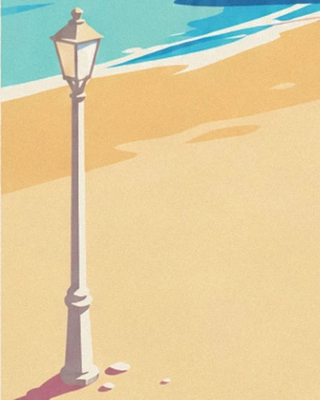 Le lampadaire élancé sur le sable doré, avec son ombre mauve et la mer turquoise