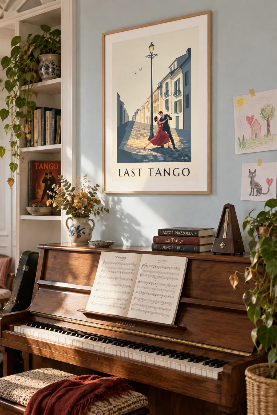 Poster of a couple dancing the tango under a streetlamp: framed on the wall