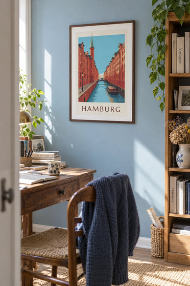 Poster mit den Lagerhäusern der Speicherstadt in Hamburg: gerahmt an der Wand