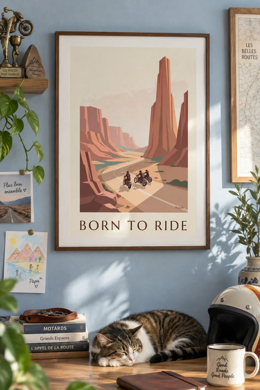 Poster 3 Custom-Biker auf einer Canyonstraße: gerahmt an der Wand