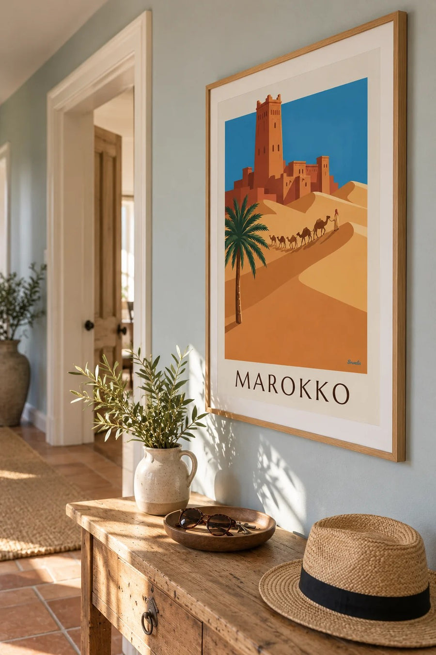 Poster Kasbah und Kamelkarawane in der marokkanischen Wüste: gerahmt an der Wand