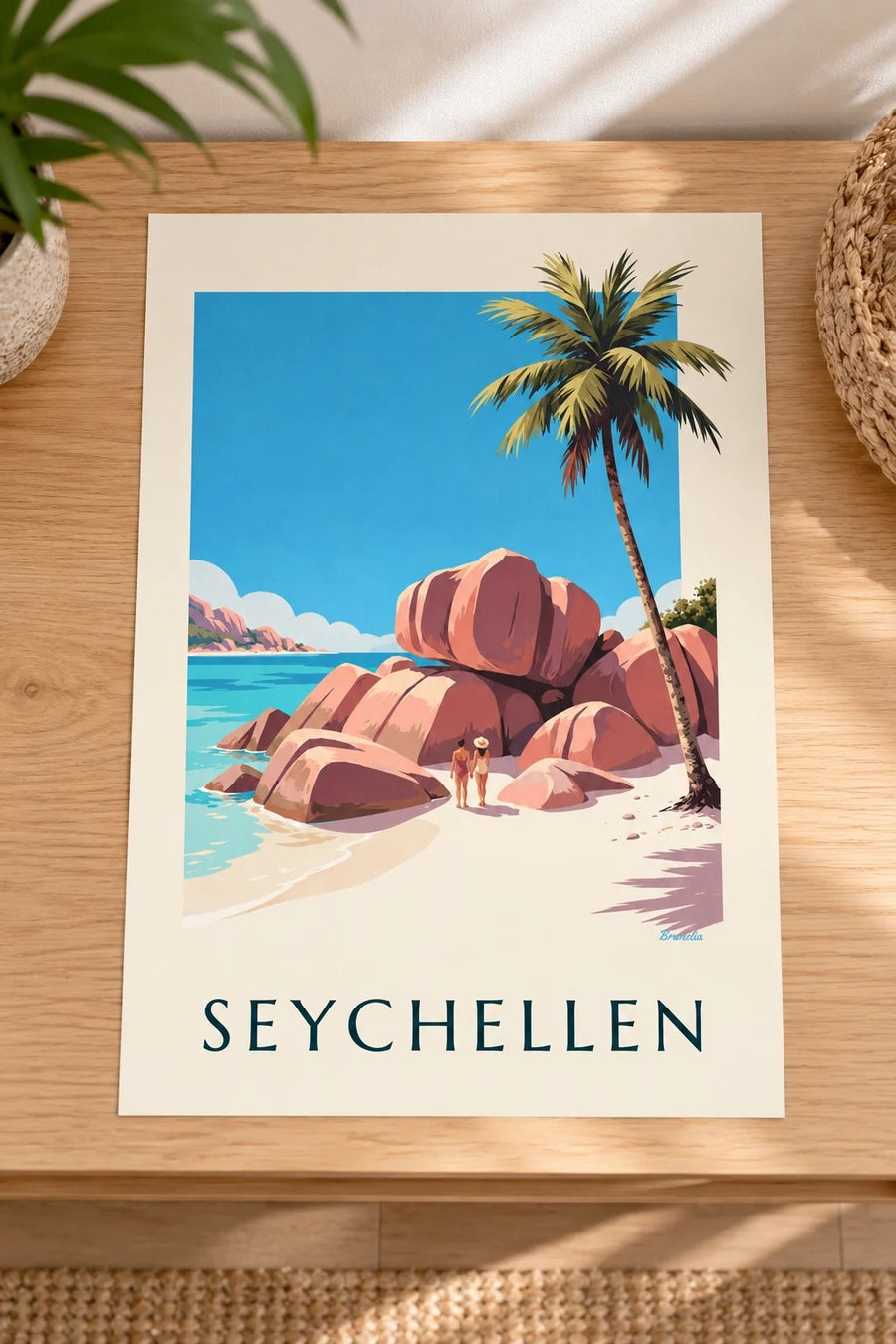 Poster Anse Source d’Argent auf La Digue, Seychellen: auf einem Tisch abgestellt