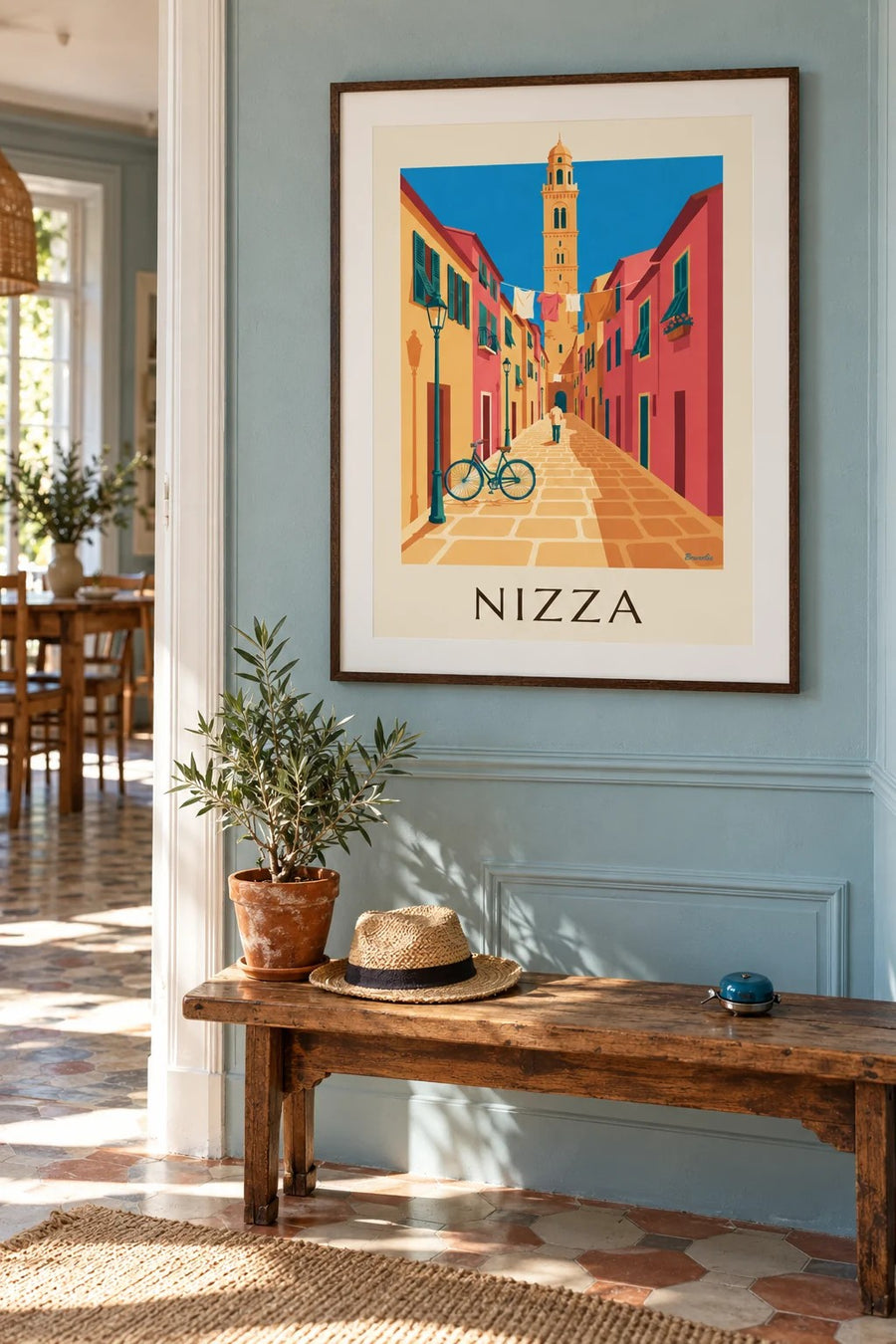 Poster Fahrrad in einer Kopfsteinpflastergasse der Altstadt von Nizza: gerahmt an der Wand
