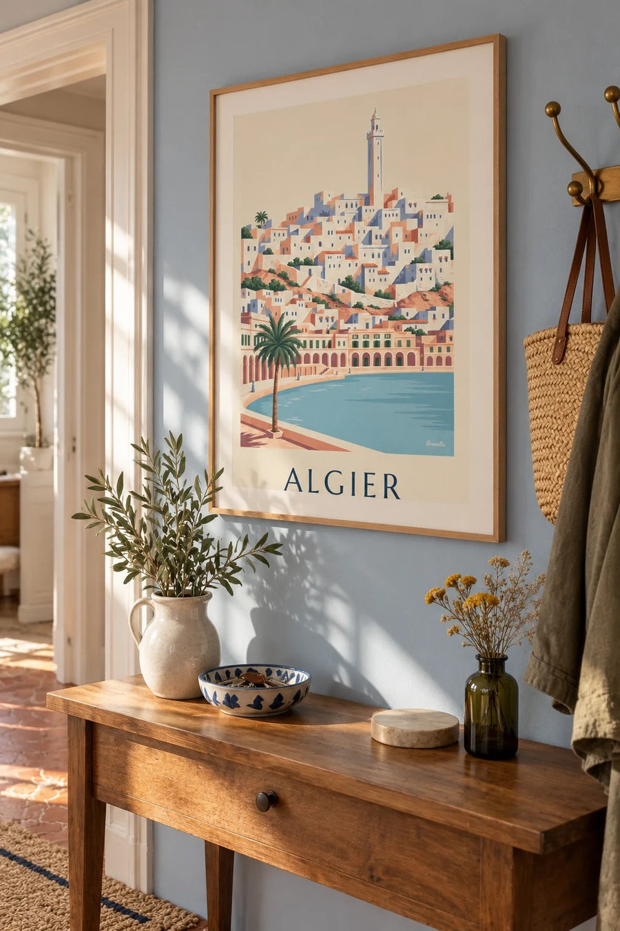 Poster weiße Kasbah von Algier und Uferfront mit Arkaden: gerahmt an der Wand