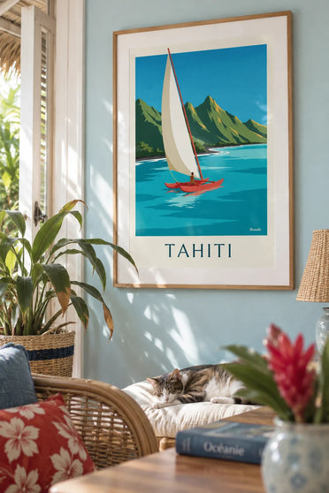 Poster Berge von Tahiti und Auslegerboot mit Segel in der Lagune: gerahmt an der Wand