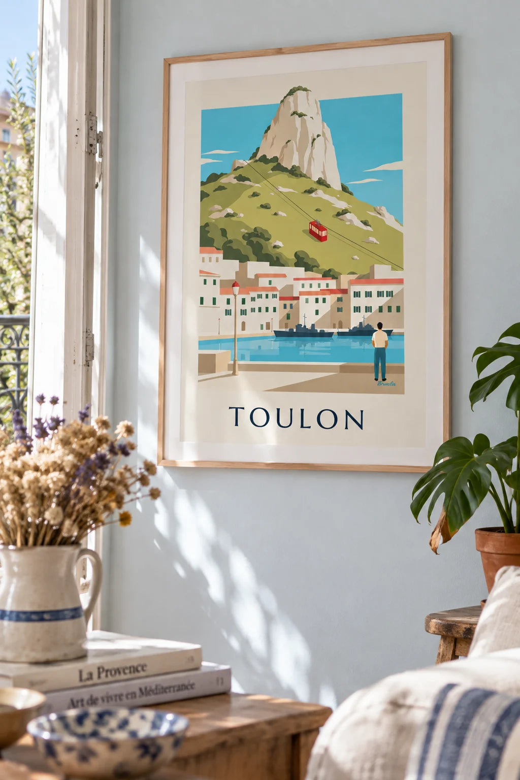 Mise en situation de Affiche téléphérique du mont Faron au-dessus de Toulon