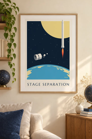 Poster Raketenstufen, die sich über der Erde trennen : gerahmt an der Wand